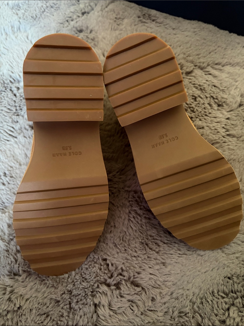 Cole Haan Shibley Waterproof Lace Up Booties in Golden Honey Suede (NWT) - Picture 9 of 15